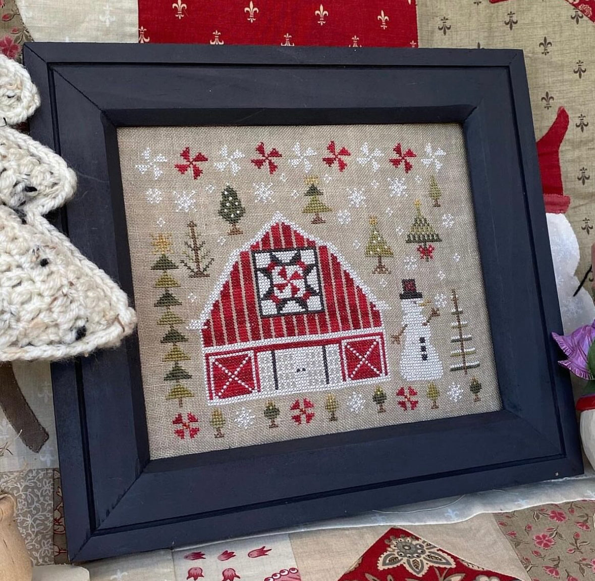 Winter Quilt Barn PDF